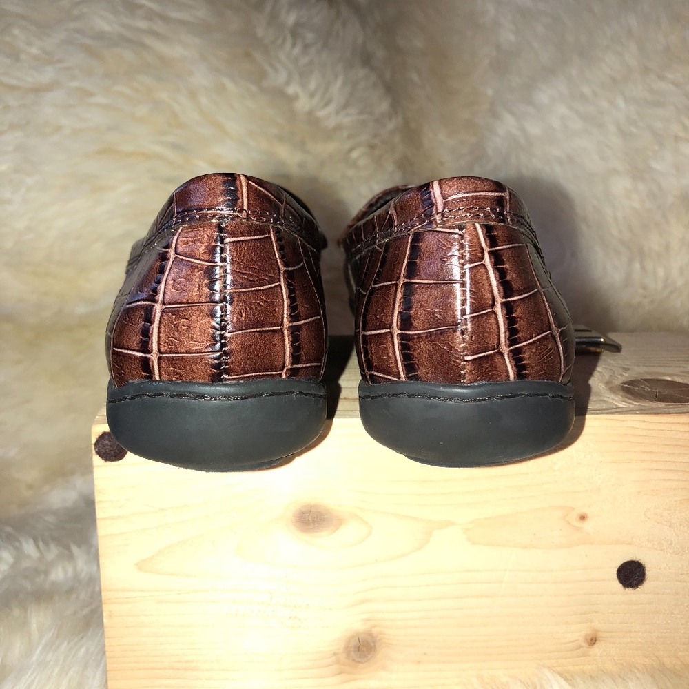 Ann Klein Brown Loafers - Picture 7 of 8